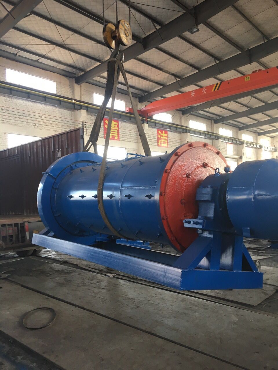 球磨機(jī)生產(chǎn)車(chē)間